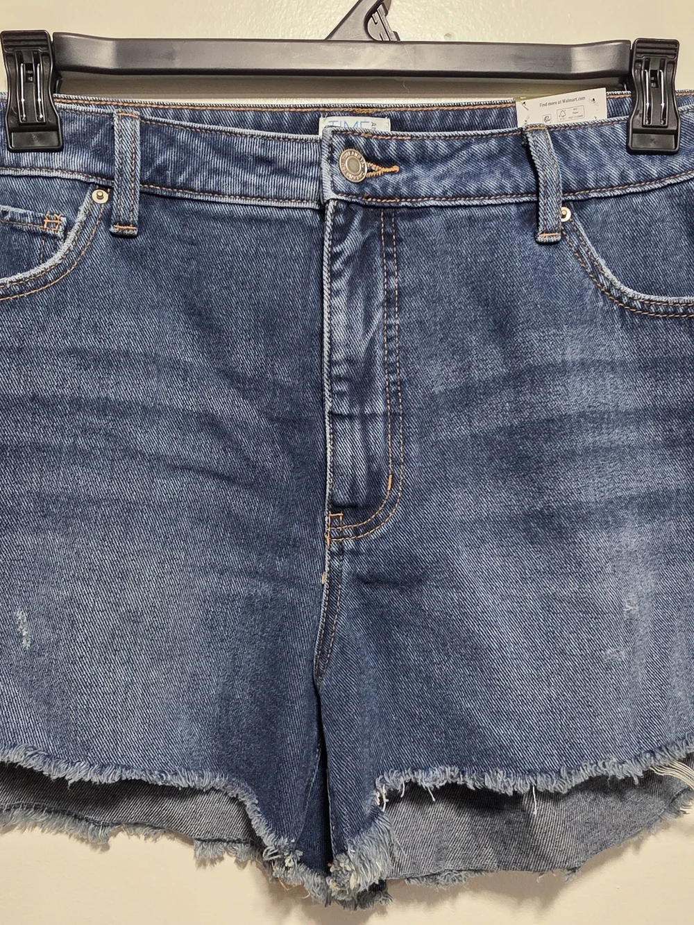 NWT Time and Tru Women's High Rise Relaxed Denim Shorts Plus Size 16